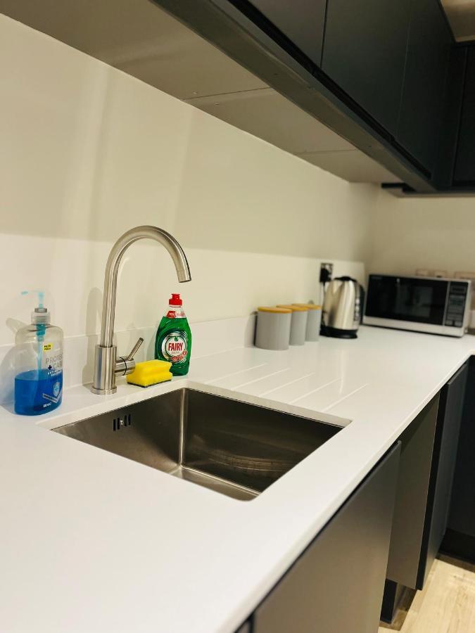 Brand New Modern 1 Bed Apartment Near Old Trafford Stadium Manchester Esterno foto