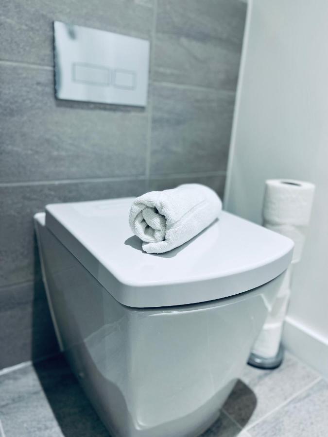 Brand New Modern 1 Bed Apartment Near Old Trafford Stadium Manchester Esterno foto